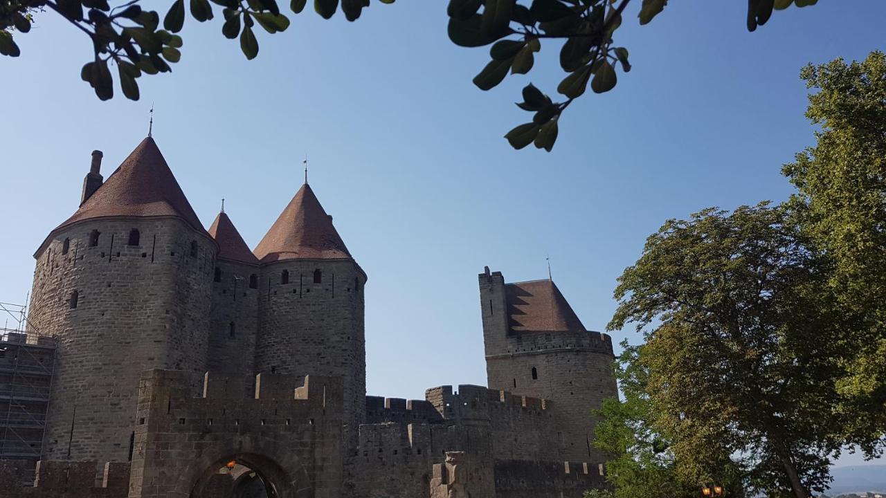 Maison Vue Cité 1 *